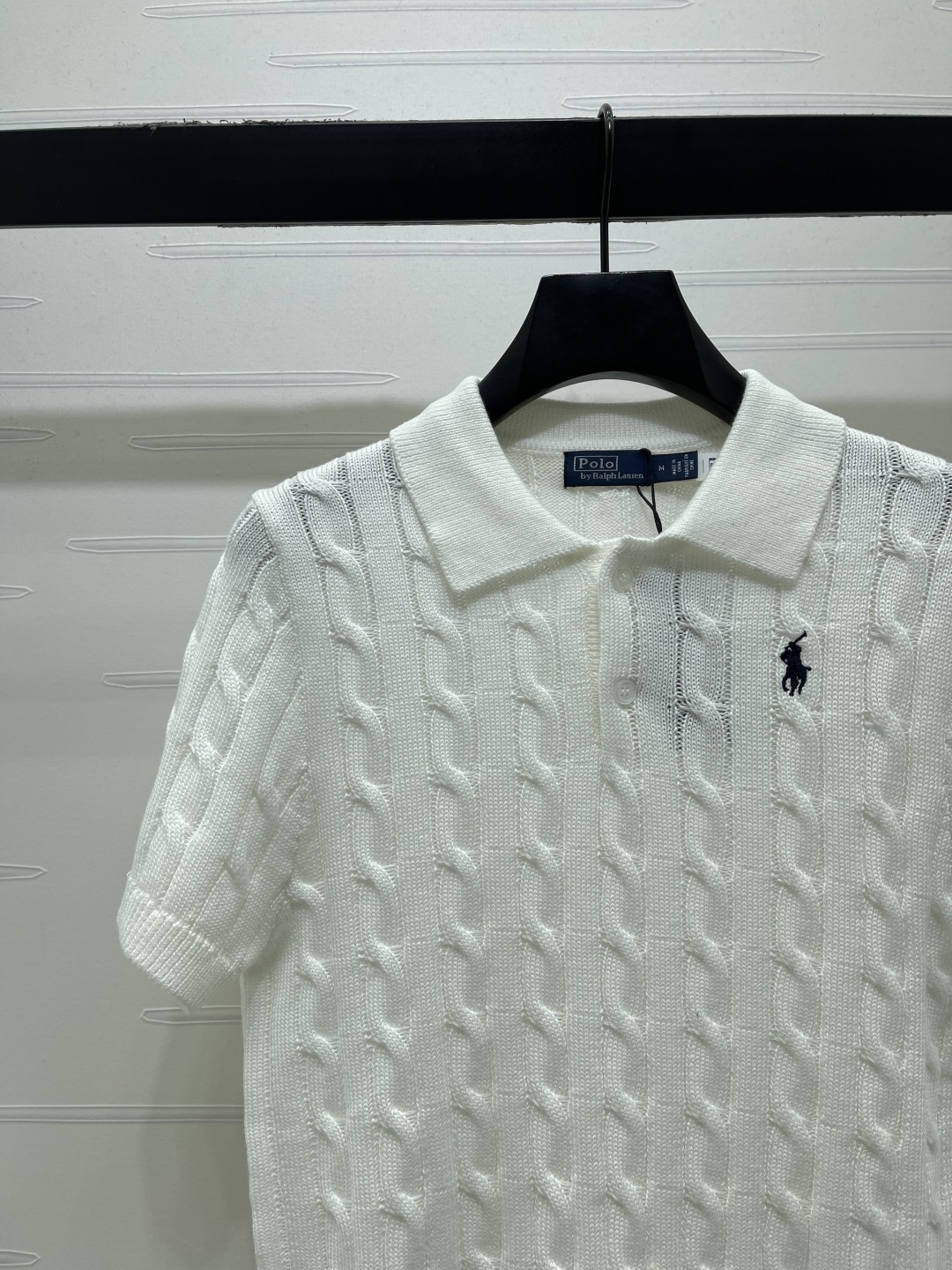 Women's short sleeves